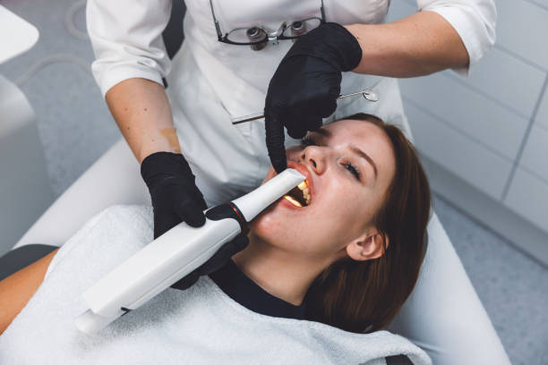 Best Emergency Dental Care for Broken or Chipped Teeth in Ashwaubenon, WI